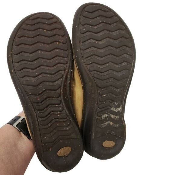 Ugg Womens Slip-On Shoes‎ Clogs Size 8 Camel/Tan Pre-owned - Picture 5 of 8